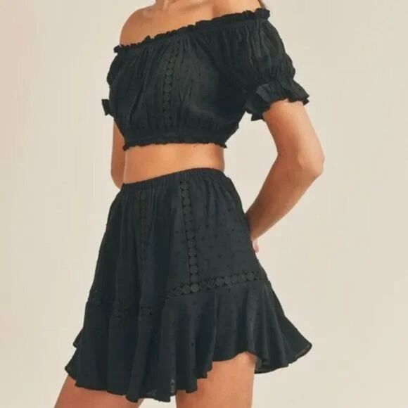 NWT Black Eyelet Off the Shoulder Crop Top & Skirt Set - Picture 2 of 9